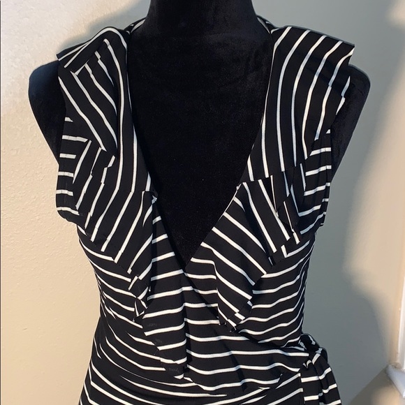 BANANA REPUBLIC black and white striped wrap dress - Picture 2 of 8